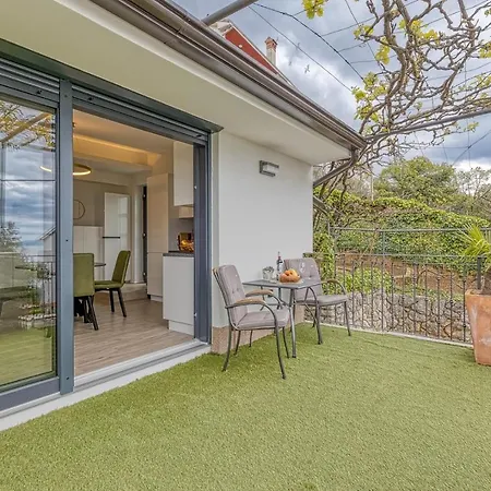 Kostabela - Sea View Apartamento Rijeka