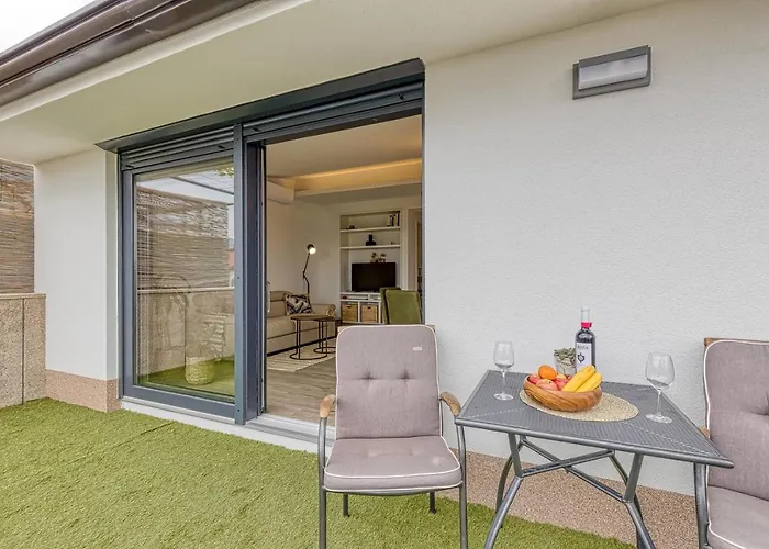 Kostabela - Sea View *