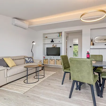 Apartment Kostabela - Sea View *