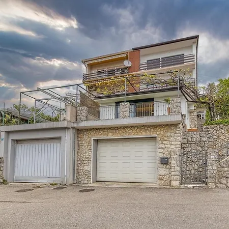 Kostabela - Sea View 公寓 里耶卡